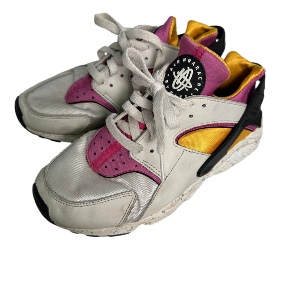 Nike‎ Air Hurache Light Bone/Lethal Pink Sneakers 8.5/ W10.5